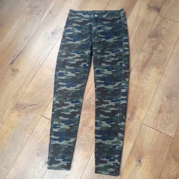Free People High Rise Skinny Camo Jeans - Picture 3 of 8